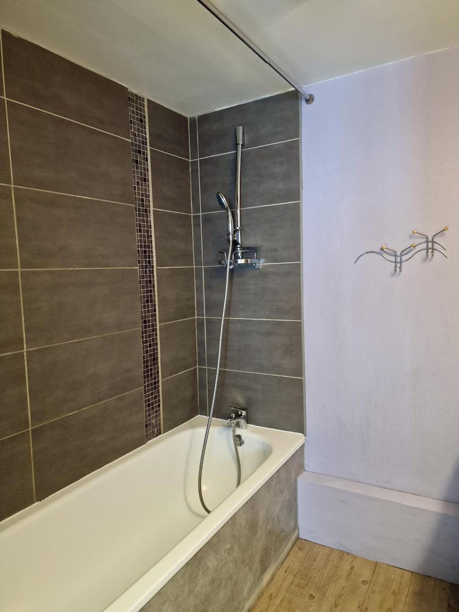 Gite De Vac'S Et D'Affaires A Montherme Bagian luar foto